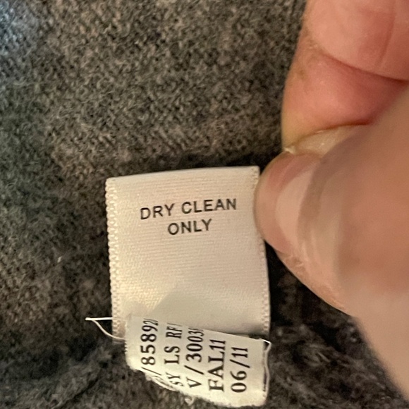 Banana Republic Womens Gray Cardigan Wool Ruffle front sz XS - Picture 4 of 4